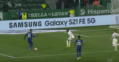 电讯报：对热刺来说签下帕利尼亚比引进吉布斯-怀特更重要