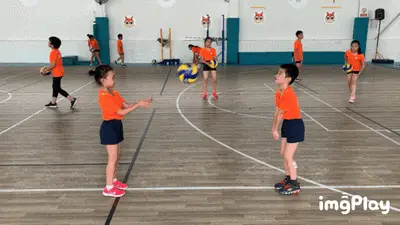 官方：伯恩利中场阿隆-拉姆塞租借加盟莱斯特城，租期一个赛季